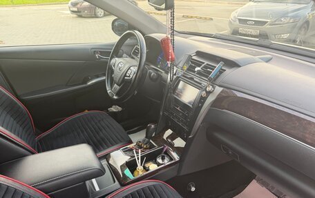Toyota Camry, 2016 год, 2 170 000 рублей, 15 фотография