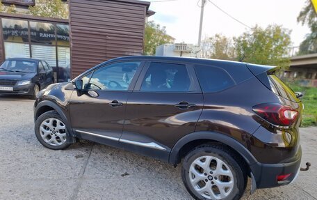 Renault Kaptur I рестайлинг, 2017 год, 1 490 000 рублей, 2 фотография