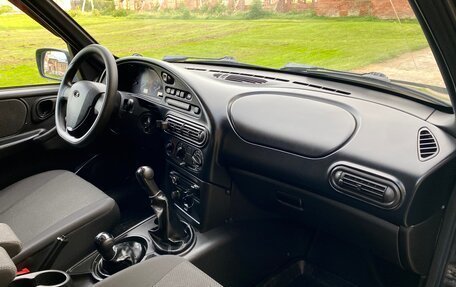 Chevrolet Niva I рестайлинг, 2011 год, 515 000 рублей, 9 фотография