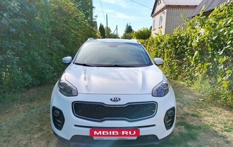 KIA Sportage IV рестайлинг, 2018 год, 2 400 000 рублей, 2 фотография