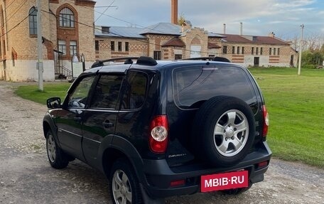 Chevrolet Niva I рестайлинг, 2011 год, 515 000 рублей, 5 фотография