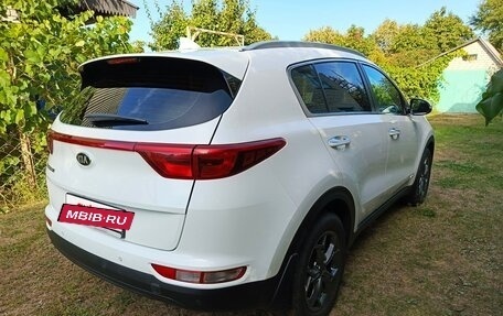 KIA Sportage IV рестайлинг, 2018 год, 2 400 000 рублей, 6 фотография