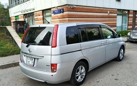 Toyota ISis I, 2009 год, 1 225 000 рублей, 2 фотография