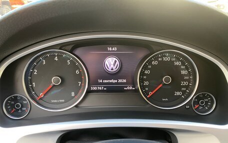 Volkswagen Touareg III, 2012 год, 1 680 000 рублей, 5 фотография