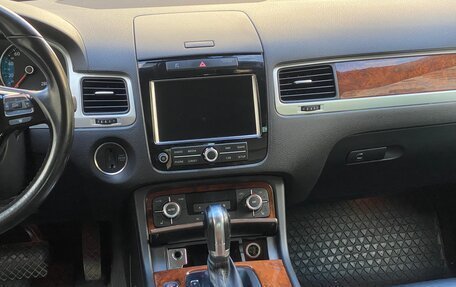 Volkswagen Touareg III, 2012 год, 1 680 000 рублей, 6 фотография