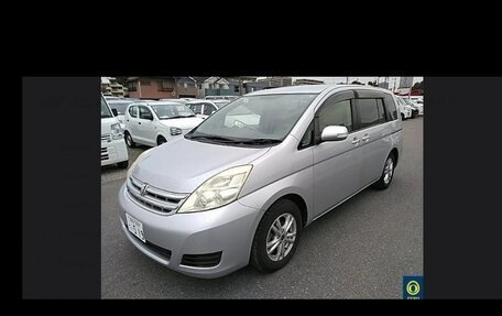 Toyota ISis I, 2009 год, 1 225 000 рублей, 14 фотография