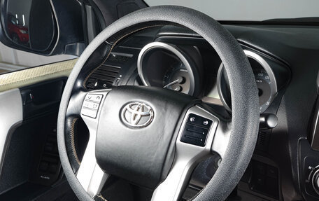 Toyota Land Cruiser Prado 150 рестайлинг 2, 2015 год, 3 549 000 рублей, 12 фотография