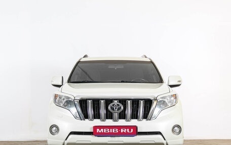 Toyota Land Cruiser Prado 150 рестайлинг 2, 2015 год, 3 549 000 рублей, 2 фотография