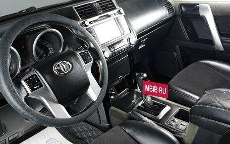 Toyota Land Cruiser Prado 150 рестайлинг 2, 2015 год, 3 549 000 рублей, 8 фотография