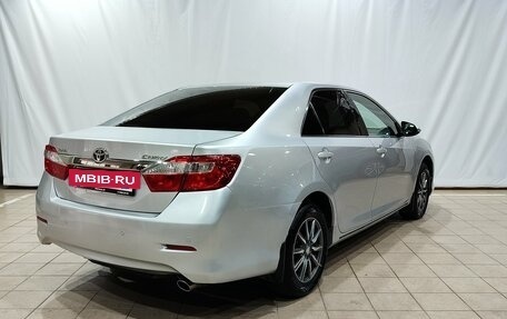 Toyota Camry, 2013 год, 1 600 000 рублей, 5 фотография