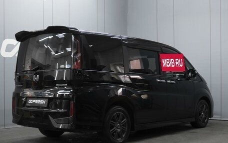 Honda Stepwgn IV, 2015 год, 1 750 000 рублей, 2 фотография