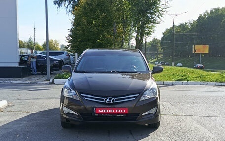 Hyundai Solaris II рестайлинг, 2015 год, 662 000 рублей, 4 фотография