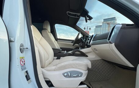 Porsche Cayenne III, 2012 год, 2 350 000 рублей, 7 фотография