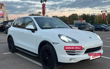 Porsche Cayenne III, 2012 год, 2 350 000 рублей, 2 фотография