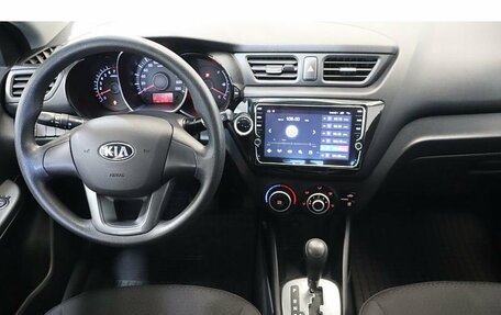 KIA Rio III рестайлинг, 2013 год, 829 000 рублей, 9 фотография