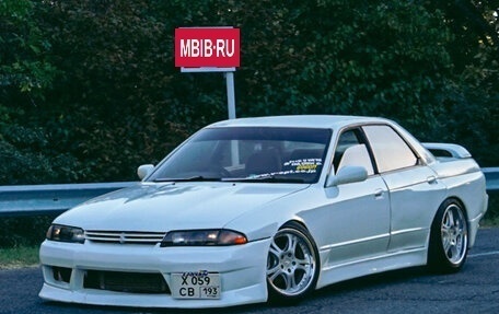 Nissan Skyline, 1993 год, 830 000 рублей, 3 фотография