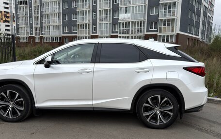 Lexus RX IV рестайлинг, 2017 год, 3 800 000 рублей, 2 фотография