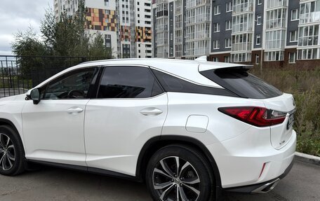 Lexus RX IV рестайлинг, 2017 год, 3 800 000 рублей, 3 фотография