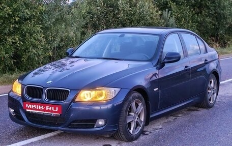 BMW 3 серия, 2011 год, 1 390 000 рублей, 2 фотография