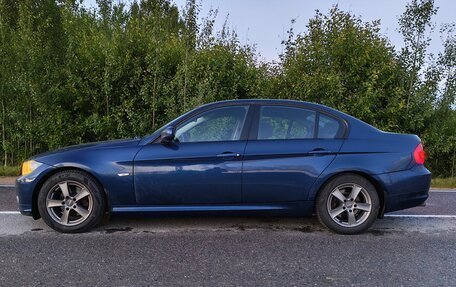 BMW 3 серия, 2011 год, 1 390 000 рублей, 3 фотография