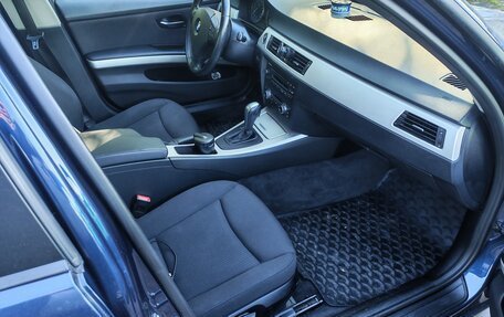 BMW 3 серия, 2011 год, 1 390 000 рублей, 11 фотография