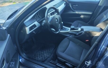 BMW 3 серия, 2011 год, 1 390 000 рублей, 8 фотография