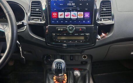 Toyota Hilux VII, 2012 год, 2 380 000 рублей, 15 фотография