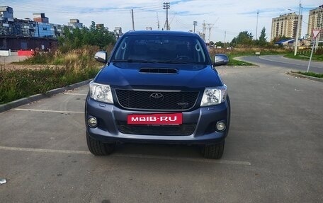 Toyota Hilux VII, 2012 год, 2 380 000 рублей, 10 фотография