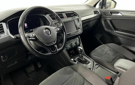 Volkswagen Tiguan II, 2017 год, 2 520 000 рублей, 10 фотография