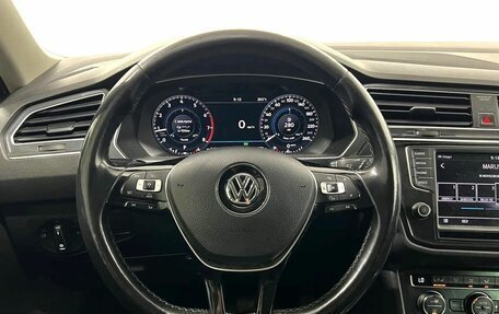 Volkswagen Tiguan II, 2017 год, 2 520 000 рублей, 17 фотография