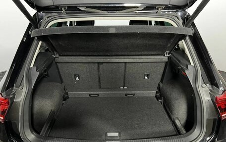 Volkswagen Tiguan II, 2017 год, 2 520 000 рублей, 23 фотография