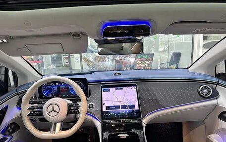 Mercedes-Benz EQE, 2022 год, 4 962 365 рублей, 5 фотография