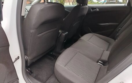 Opel Astra J, 2015 год, 1 340 000 рублей, 17 фотография