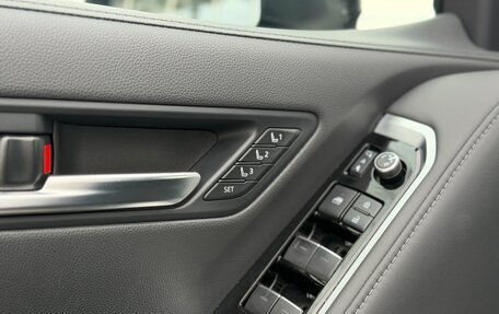 Toyota Land Cruiser, 2024 год, 9 990 000 рублей, 13 фотография