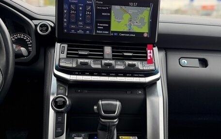 Toyota Land Cruiser, 2024 год, 9 990 000 рублей, 18 фотография