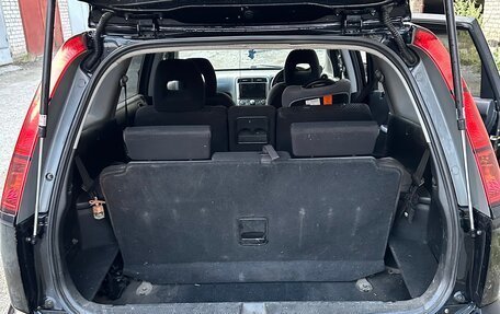Honda Stream I рестайлинг, 2004 год, 450 000 рублей, 7 фотография