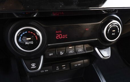 KIA Rio IV, 2018 год, 1 099 000 рублей, 18 фотография