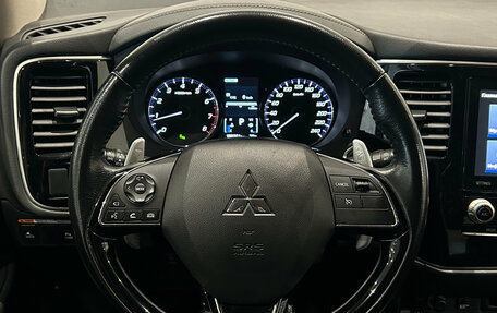 Mitsubishi Outlander III рестайлинг 3, 2021 год, 2 049 000 рублей, 20 фотография