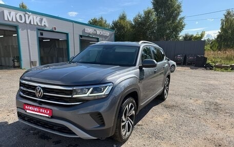 Volkswagen Teramont I, 2021 год, 3 850 000 рублей, 3 фотография