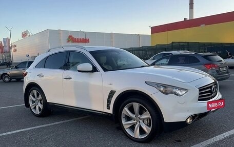 Infiniti FX II, 2011 год, 2 500 000 рублей, 2 фотография