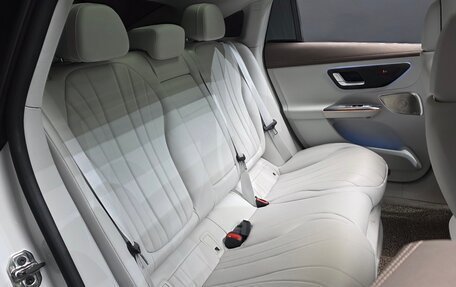 Mercedes-Benz EQE, 2023 год, 7 657 860 рублей, 7 фотография