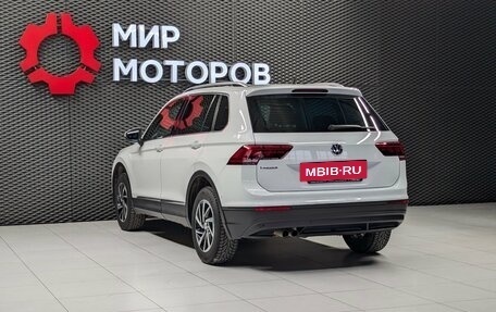 Volkswagen Tiguan II, 2018 год, 2 030 000 рублей, 6 фотография