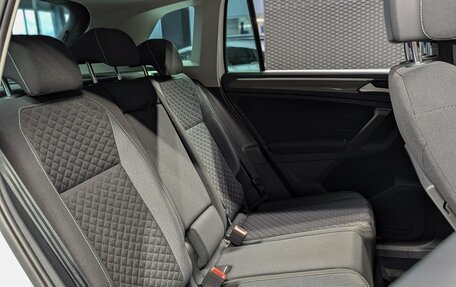 Volkswagen Tiguan II, 2018 год, 2 030 000 рублей, 39 фотография