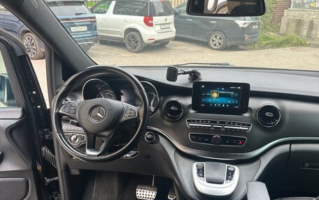 Mercedes-Benz V-Класс, 2021 год, 1 900 000 рублей, 13 фотография