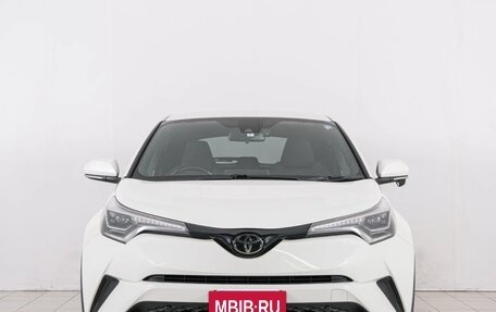 Toyota C-HR I рестайлинг, 2018 год, 1 949 000 рублей, 3 фотография