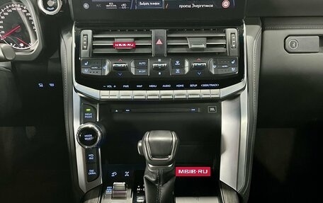 Toyota Land Cruiser, 2023 год, 11 899 000 рублей, 14 фотография