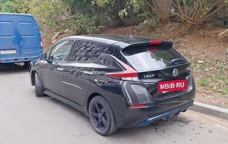 Nissan Leaf II, 2019 год, 1 950 000 рублей, 4 фотография