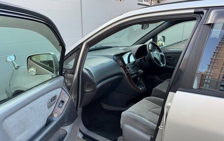 Toyota Harrier, 2000 год, 675 000 рублей, 18 фотография