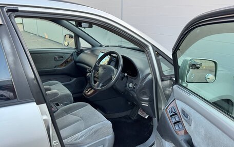 Toyota Harrier, 2000 год, 675 000 рублей, 15 фотография