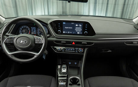 Hyundai Sonata VIII, 2021 год, 2 270 000 рублей, 8 фотография